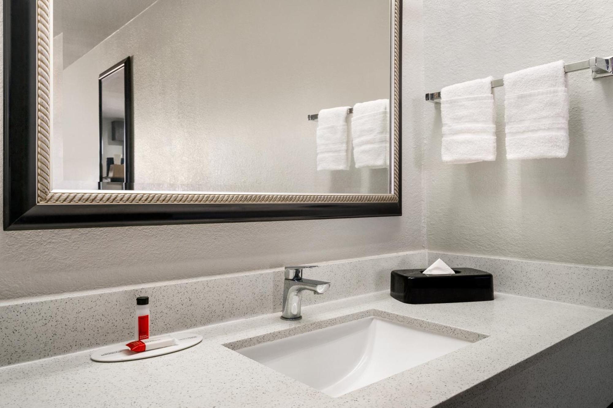 Crystal Inn By Oyo Northeast Houston I-610 Ngoại thất bức ảnh